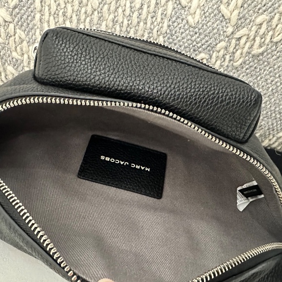 Marc Jacob’s Leather Belt bag - Picture 2 of 6